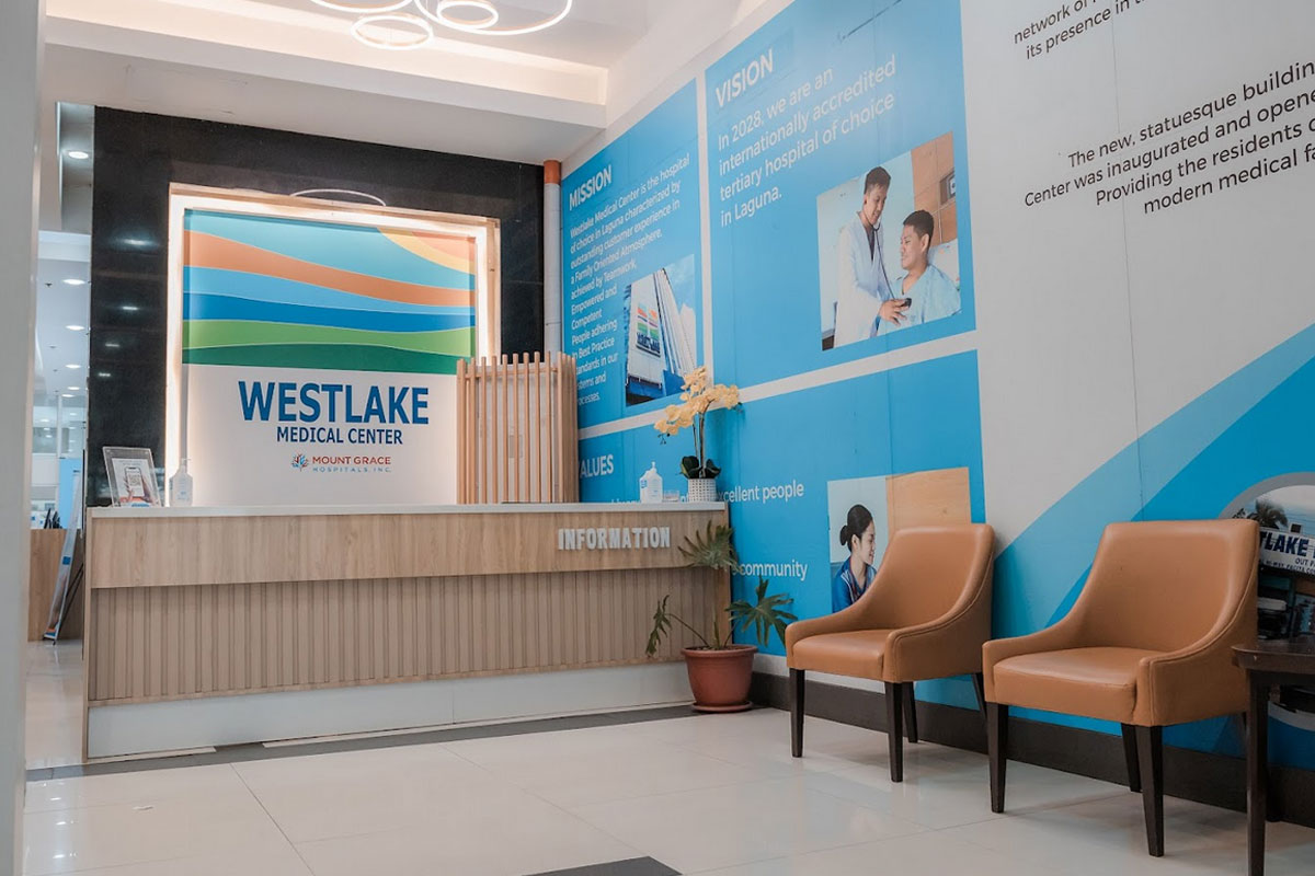 Hospital Lobby - Westlake Medical Center